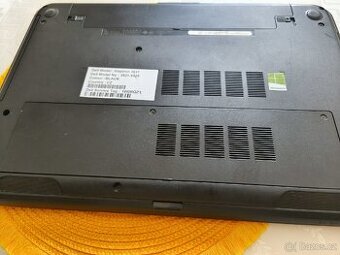 Dell Inspiron 3521 na ND - 1