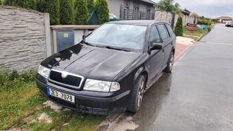 Škoda octavia 1.9tdi na náhradní díly