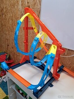 Dráha hot wheels