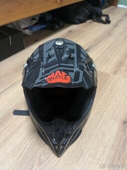 Helma na motocross - 1
