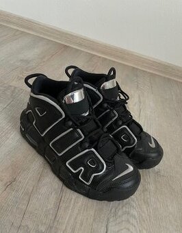 Nike Uptempo