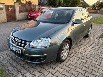 VW Jetta 1.6, 75 kw, 1. Majitel