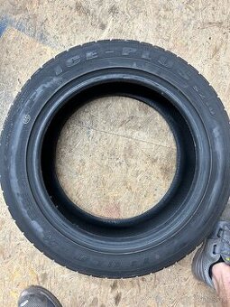 Pneu 215/55 r17