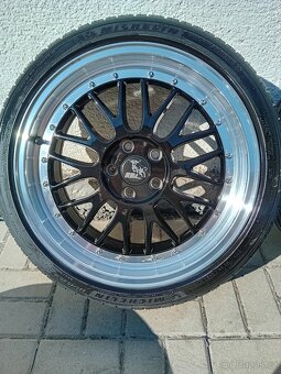 5x108R18 - 225/40R18 Ultrawheels