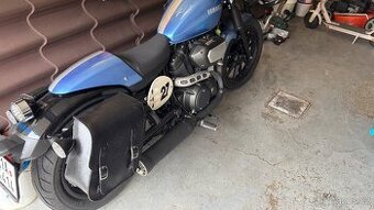 Yamaha XV950 Racer Blue
