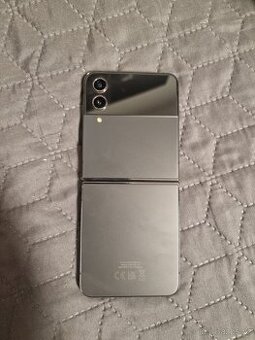 Samsung Galaxy z flip 4