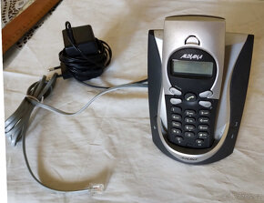 bezšňůrový telefon