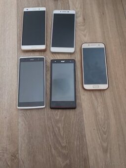 Mobilní telefony