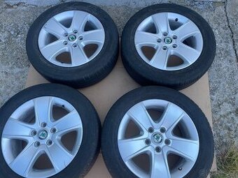 Alu kola 5x112. r16.Letní pneu 205/55/16.Škoda,Vw,Audi,Seat.