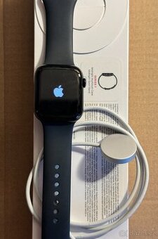 Apple Watch 7 Cellular 45MM 83% baterie