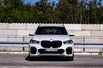 BMW X5 G05 xDrive30d / Nezávislé / Nočné videnie / Vzduch /