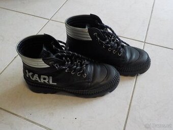 Karl Lagerfeld boty kotnikove vel 39