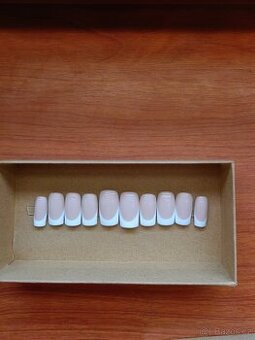 Ručně malované nalepovací gelové press on nehty