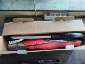 Prodam-lektricky hubic plevelů Levita-PLD2430