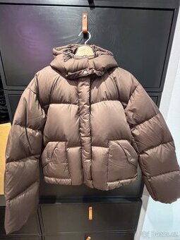 Dámská zimní bunda Levis