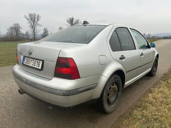 VW Bora
