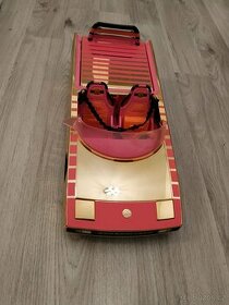 L.O.L. surprise car coupé