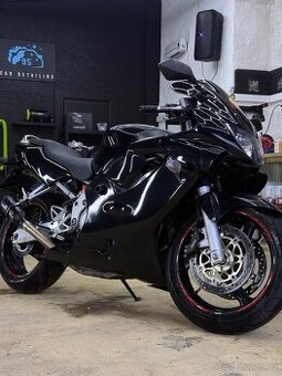 Honda CBR600F4