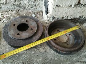 Zadní brzdové bubny Nissan Micra k11