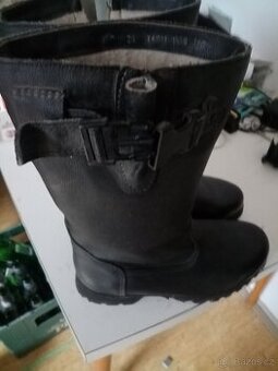 Zimní armádní boty tzv. půlitry