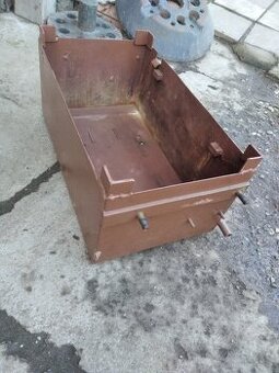 Prodám super kastlík na baterku na ZETOR25