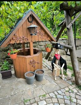 Dřevěná studna,rumpál