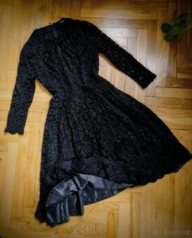 šaty s rukávem vel. S