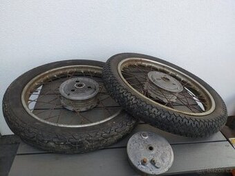 Kola Jawa 50 pionýr mustang