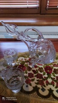 Krištáľové sklenice, karafa