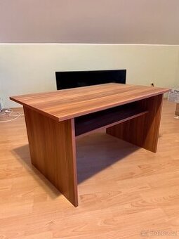 Konferenční stolek