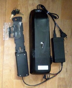 Baterie 36V/10Ah (POUŽITÁ) + nabíječka 2A + uchycení na rám