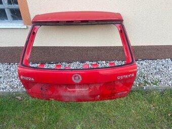 5.dveře Octavia III combi