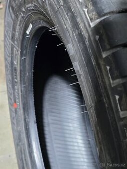 NOVÉ DODÁVKOVÉ LETNÍ pneu 215/65/16C BRIDGESTONE 8mm zátěžov