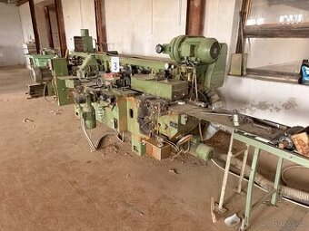 Weining U 22 A – čtyřstranná hoblovací a profilovací frézka