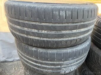 2ks 205/55 R16 letní obě 400,-