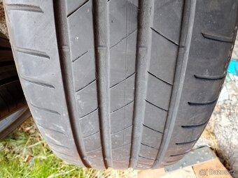 225/55/18 275/35/19 275/45/20 275/35/22 325/35/22 kusovka