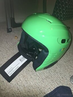 Dětska lyžařská helma - NOVÁ obvod 56-60 cm