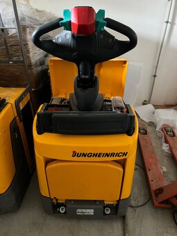El. paletový vozík Jungheinrich ERE 120 na 2000kg zdvih 20cm