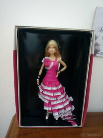 Sberatelska Panenka Barbie PANTONE