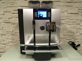 Kávovar Jura X7