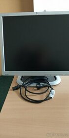 Prodám LCD  19 " monitor HP L1950 - 1