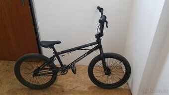 BMX - GT BIKES: SLAMMER CONWAY ( ještě v záruce )