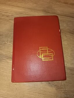 Album plný poštovních známek