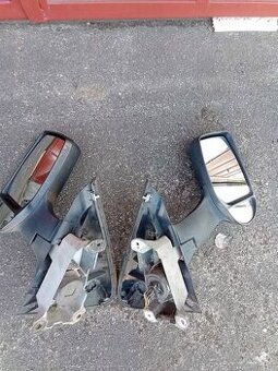 Ford  tranzit      zrcatka