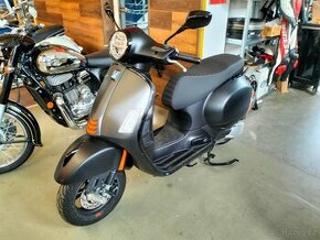 Vespa GTS Super 300 Sport