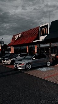 Mitsubishi Lancer Evo IX