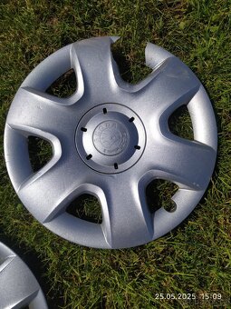 Plastové poklice Škoda Fabia