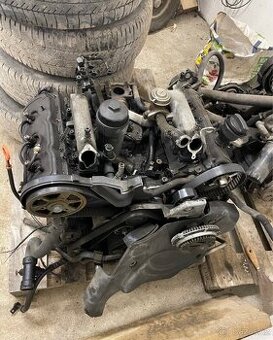 Motor 2.5 v6 tdi 132kw - 1