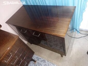 Retro televizní skříňka 70 léta