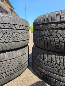 255/40 R18 NOKIAN + CONTINENTAL zimní